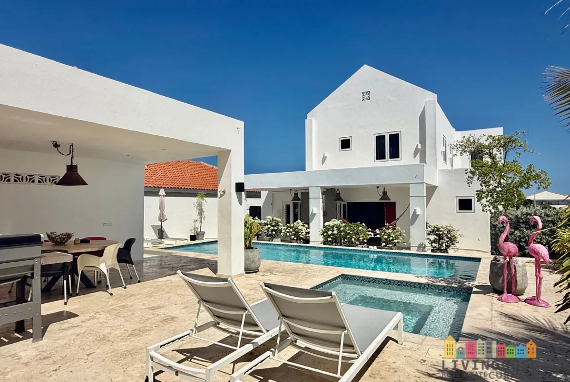 Villa met zwembad op Curaçao
